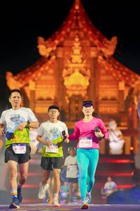 BIB: 191, 057, 015
                            <button type="button" onclick="openModal(22471457)" class="btn btn-primary btn-sm float-right btn-popup" data-toggle="modal" data-target=".modal-high-quality">
                        <i class="fas fa-shopping-cart"></i> Add to Cart
                    </button>
                                            <button type="button" onclick="isThisMe(22471457, true)" class="btn btn-success btn-sm float-right btn-popup btn-isme hidden" data-toggle="tooltip" data-placement="bottom" title="นี่คือรูปของคุณใช่ไหม คลิกที่นี่เพื่อเอาเข้าอัลบั้ม">
                        <i class="fas fa-plus"></i> Add to album
                    </button>
                    <button type="button" onclick="isThisMe(22471457, false)" class="btn btn-warning btn-sm float-right btn-popup btn-isnotme hidden">
                        <i class="fas fa-ban"></i> Remove from album
                    </button>